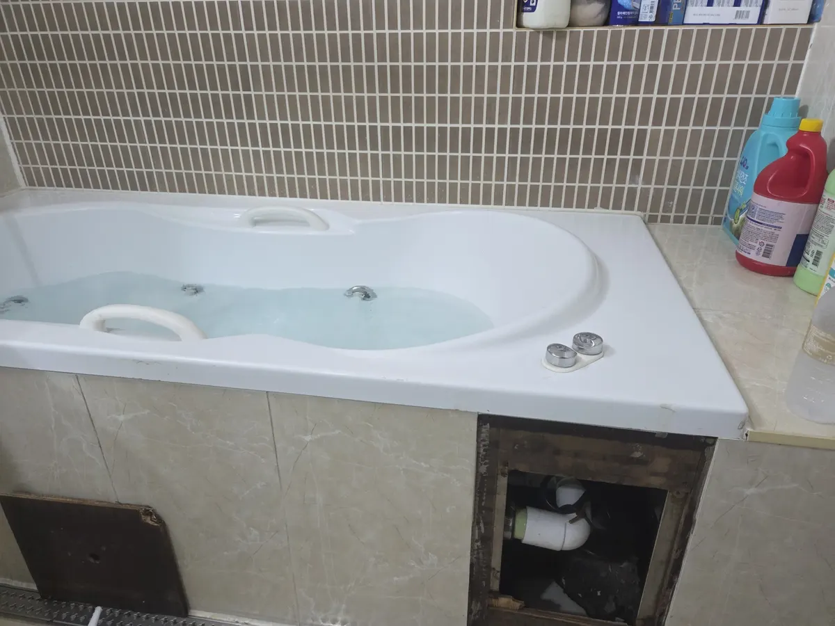 진주 월풀욕조 모터 교체 후 욕조 작동 확인